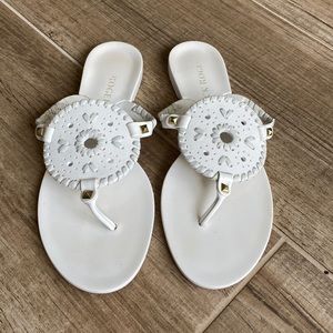 Jack Rogers size 9 Georgica jelly sandal. In great condition. Worn a few times.